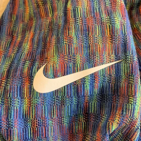 Nike Pro multicolor full zip lightweight jacket - Picture 7 of 12